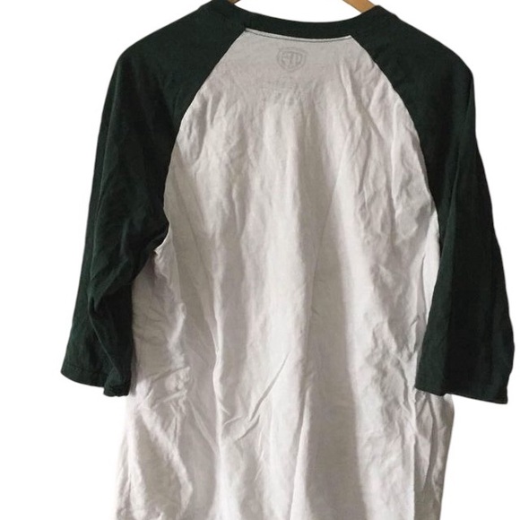 OTS NFL Green Bay Packers Men's Raglan Distressed Tee - Picture 2 of 2